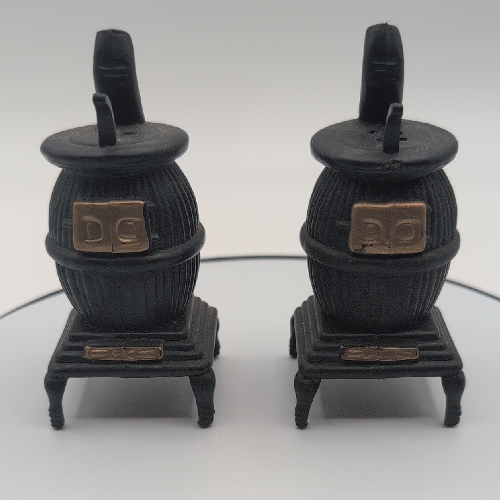 Vintage Black and Gold Miniature Stoves 1975 Hong Kong
